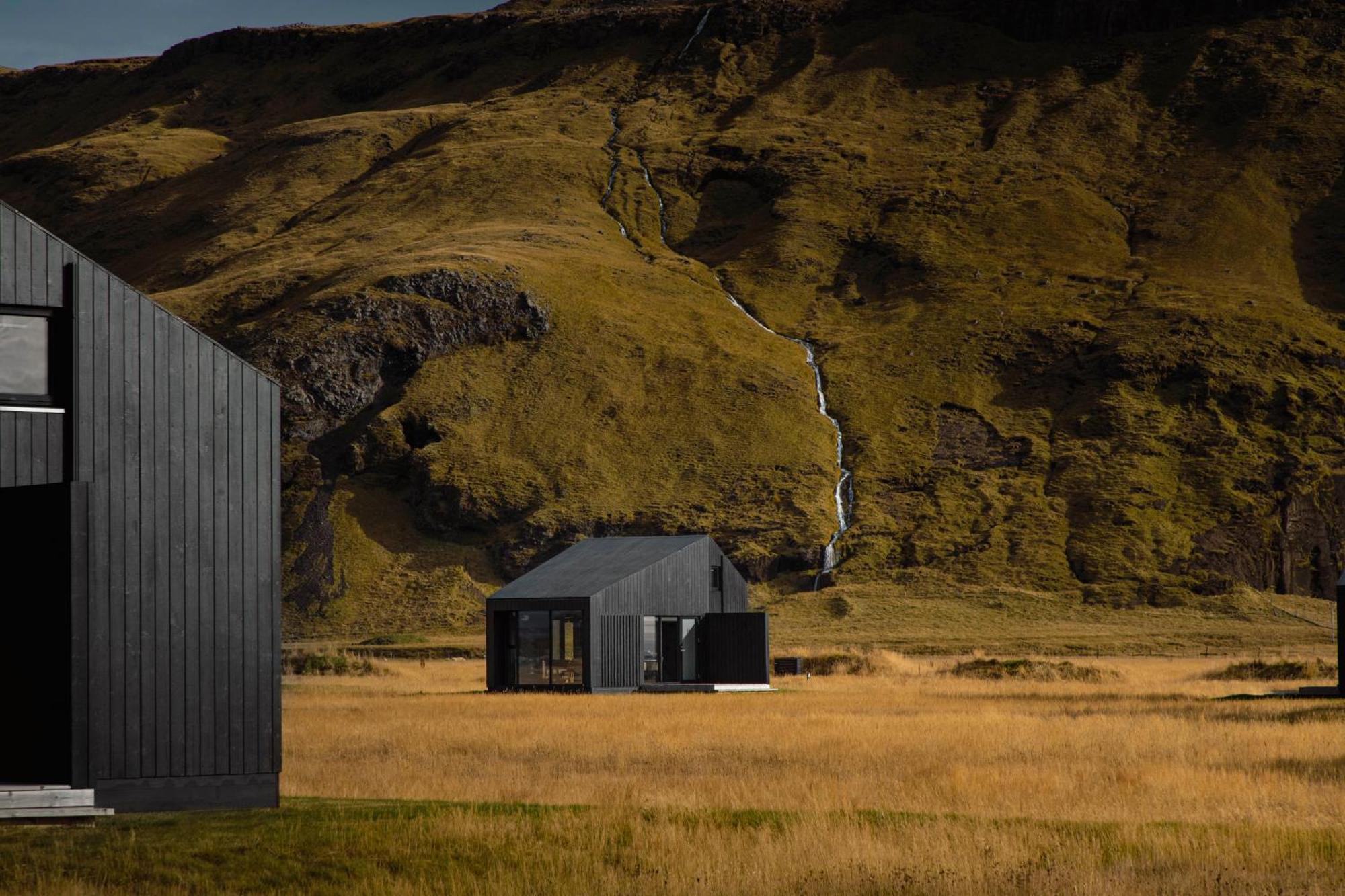 Seljalandsfoss Horizons Villa Hvolsvollur Bagian luar foto